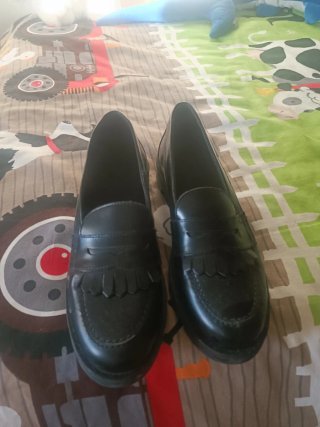 Zapatos colegiales negros
