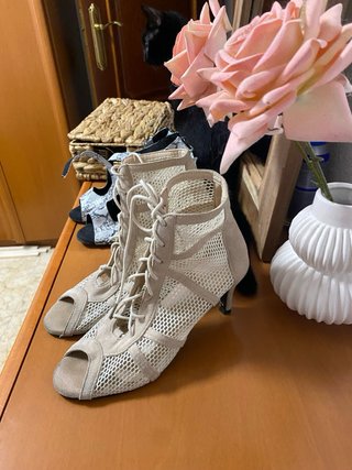 Zapatos de baile de malla con cordones