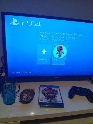 PS4 500GB Negra + 2 Juegos
