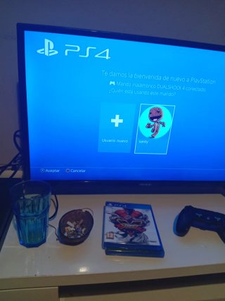 PS4 500GB Negra + 2 Juegos