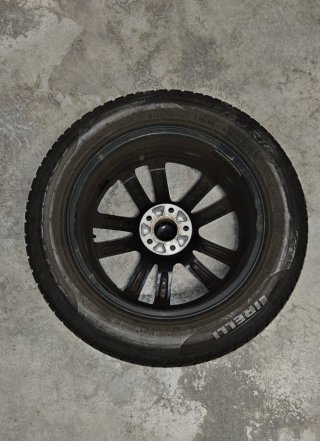4 Llantas Invierno Pirelli 18" 225/60