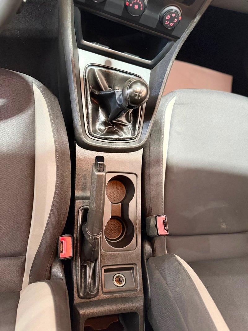 SEAT León 1.6 TDI CR Reference 2014, foto 11