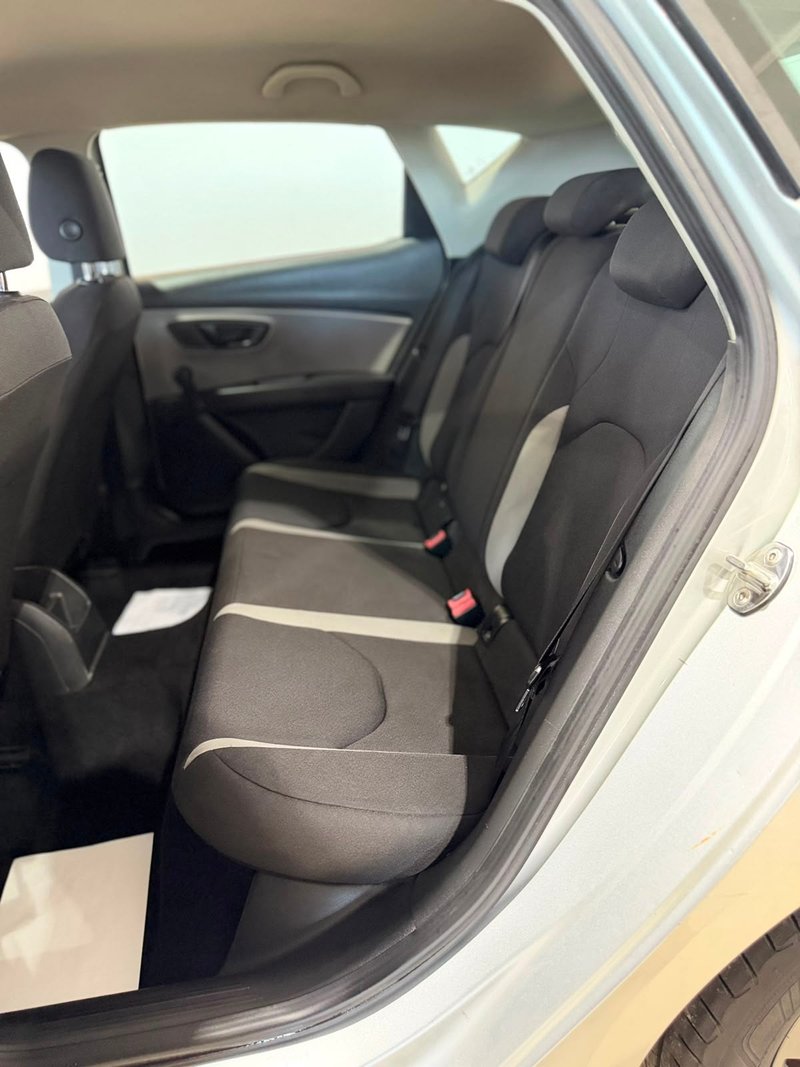 SEAT León 1.6 TDI CR Reference 2014, foto 15