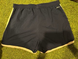 Adidas Shorts Deportivos Azul Marino segunda mano