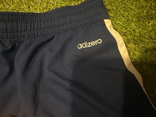 Adidas Shorts Deportivos Azul Marino segunda mano