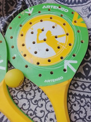 Palas de playa y pelota ARTENGO