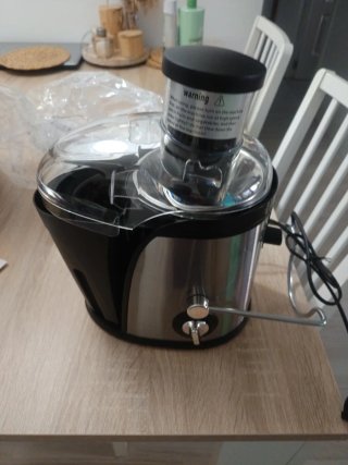 Extractor de jugos L'amarca RAF nuevo