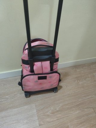 Mochila Escolar Mafalda con Ruedas Rosa
