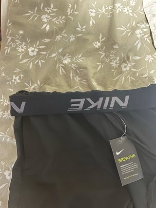 Pantalón corto deportivo Nike negro