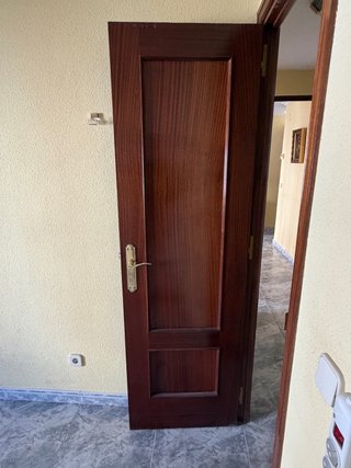 Puerta Sapelly Maciza