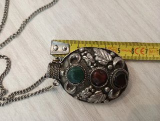 Ciondolo porta profumo vintage con pietre