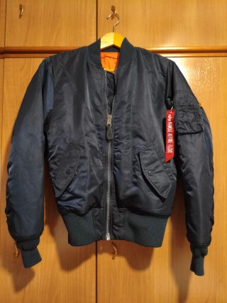 Chaqueta Bomber Alpha Industries MA-1 Azul Naranja