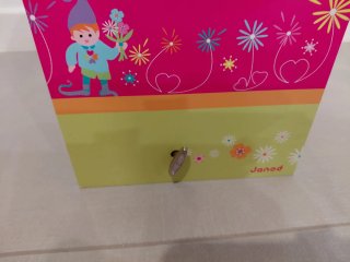 Joyero Janod con Música y Bailarina