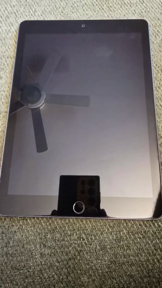 iPad 6 (2018) 128GB Gris Espacial + Cargador