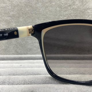 Gafas Carolina Herrera Negras y Beige
