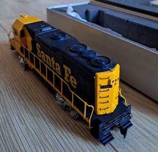 Bachmann 2949 Loco diésel EMD GP35 Santa Fe