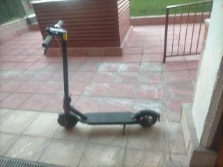 Monopatín Eléctrico Negro
