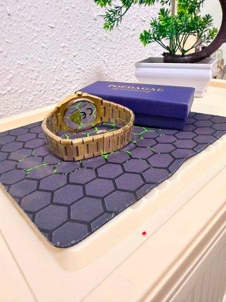 Reloj de pulsera para hombre color dorado