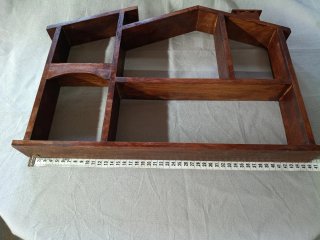 Estantería madera casita