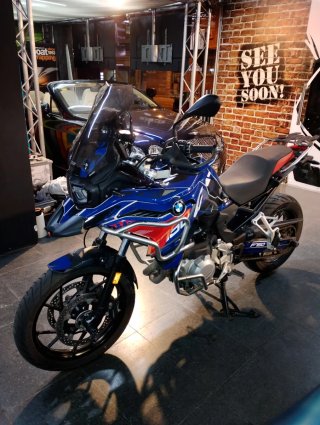 BMW F 750 GS (850 cc.)