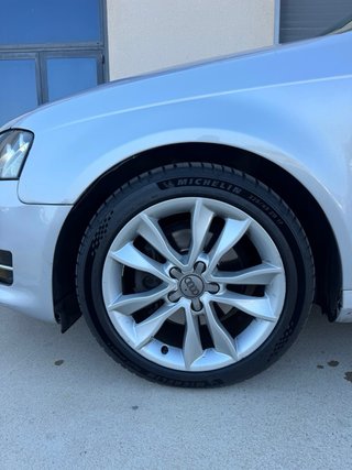 AUDI A3 SPORTBACK (IMPECABLE)