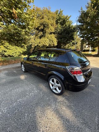 Opel Astra 2007