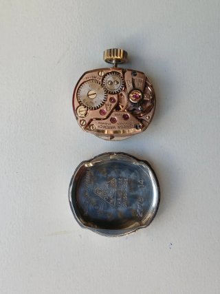 Omega Mecánico Mujer