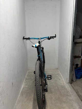 Bicicleta WRC Negra y Azul
