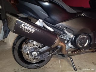 Yamaha Tmax 560 Negra
