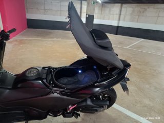Yamaha Tmax 560 Negra