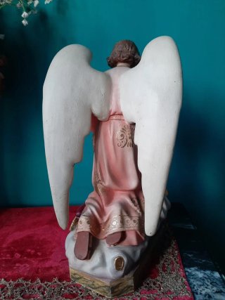 FIGURA RELIGIOSA DE OLOT ÁNGEL