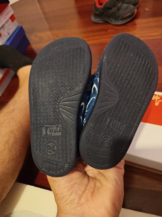 Zapatillas casa niño/a T24 fútbol