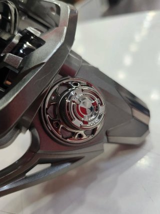 Carrete de Pesca NGK 8000 (Nuevo)