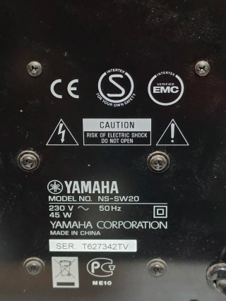 Subwoofer Yamaha NS-SW20 Activo Negro