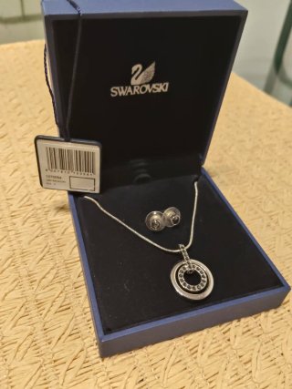 Conjunto Swarovski Collar y Pendientes