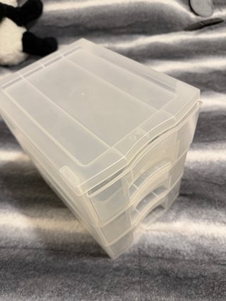 Estantería de plástico transparente