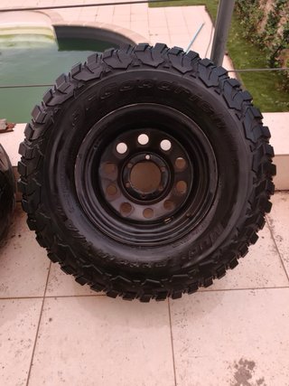 4 Llantas BFGoodrich Mud-Terrain T/A KM3