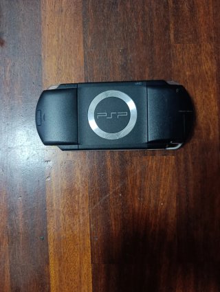 Psp 1004 Negra + Bolso + Cargador