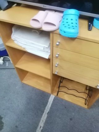 Cómoda Cajonera Madera y Plástico