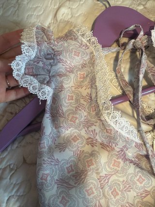 Vestido Mava floral rosa y morado