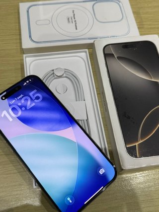 iPhone 16 Pro Max Titanio Gris/Plata