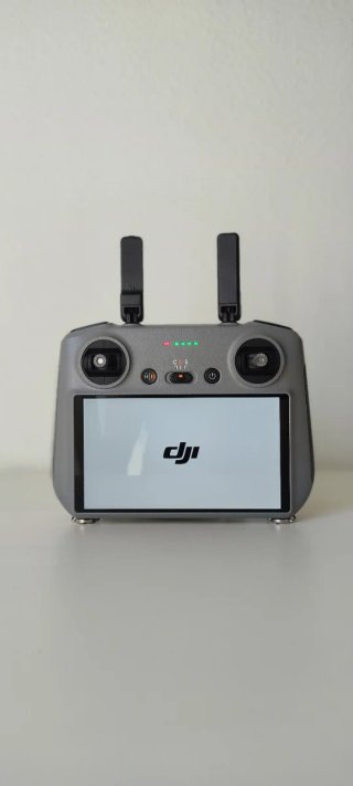Droni DJI Mini 4 Pro Fly More Combo come nuovo