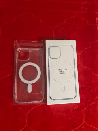 Funda iPhone 13/14 Transparente Magnética