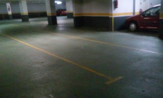 Plaza de garaje doble en Teixugueiras 16. Navia