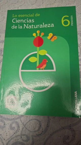 Vendo varios libros de lengua,naturales y ingles..