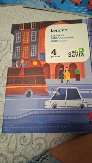 Vendo varios libros de lengua,naturales y ingles..