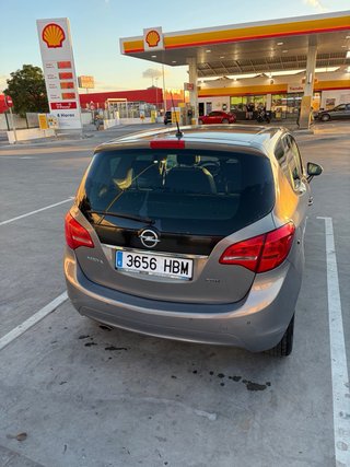 Opel Meriva 2011