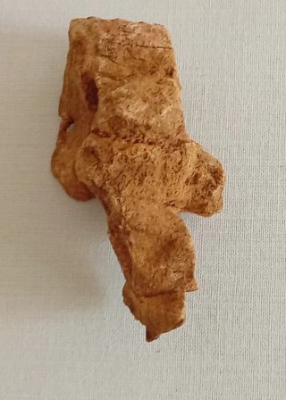 Roca Escultura Natural: Perfil Robin / Esfinge 39g