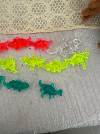 Lote 29 Mini Dinosaurios Plástico