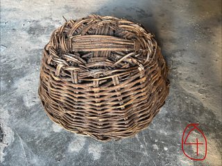 4 cestas antiguas de mimbre